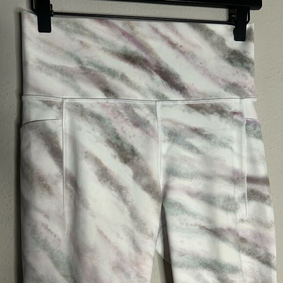 Athleta Salutation Stash Pocket II 7/8 Tight Size S - Picture 4 of 13